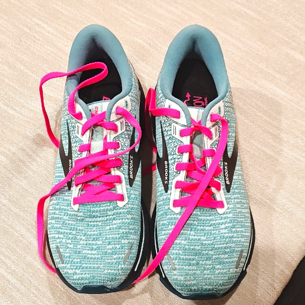 Brooks Ghost 14 Womens 8.5